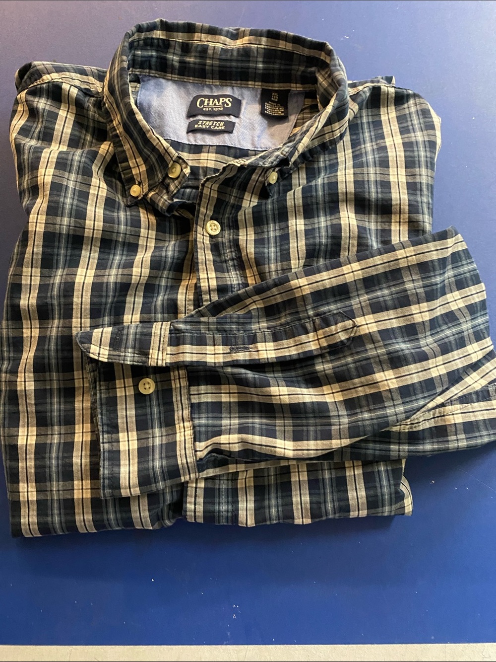 Chaps Men's Dark Green & Tan Plaid Button-Down Shirt